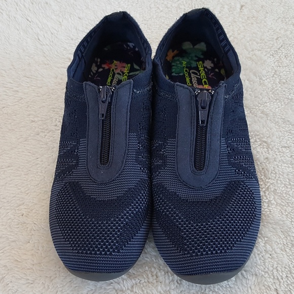 skechers shoes with zipper